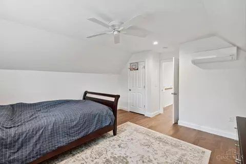 Bedroom - 6658 Corbly Rd, Cincinnati, OH 45230 photo 5 of 6