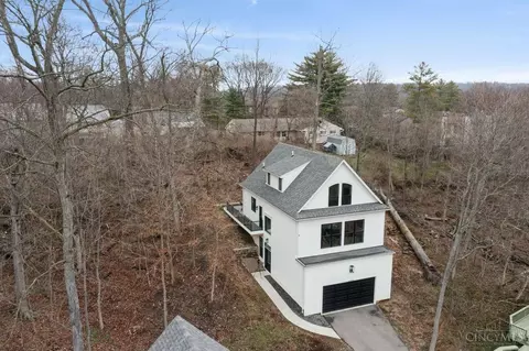 6658 Corbly Rd, Cincinnati, OH 45230