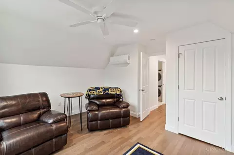 Bedroom - 6658 Corbly Rd, Cincinnati, OH 45230 photo 6 of 6