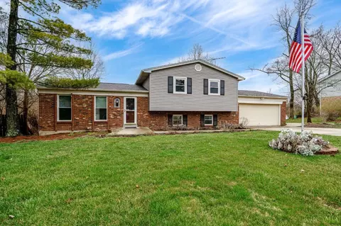 7021 Forestview Dr, West Chester, OH 45069