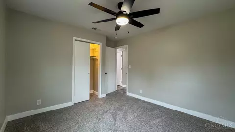 Bedroom - 9651 Beech Dr, Cincinnati, OH 45231 photo 3 of 4