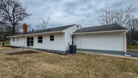 Exterior - 9651 Beech Dr, Cincinnati, OH 45231 photo 6 of 13