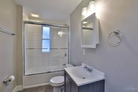 Bath - 103 Illinois, Reading, OH 45215 photo 1 of 2