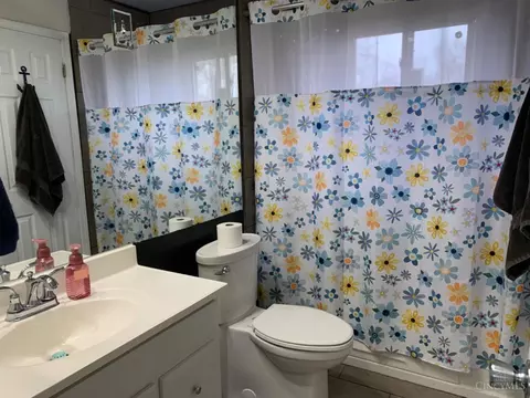 Bath - 2233 Rubicon Pl, Forest Park, OH 45240 photo 2 of 3