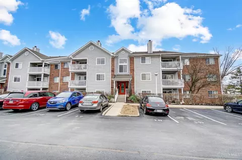 420 Carrington Ln #104, Loveland, OH 45140