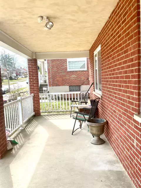 Exterior - 457 Kitty, Cincinnati, OH 45238 photo 4 of 11