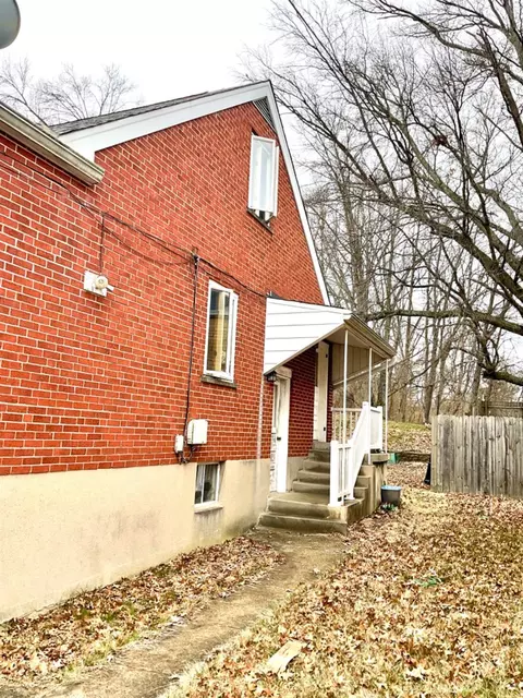 Exterior - 457 Kitty, Cincinnati, OH 45238 photo 5 of 11