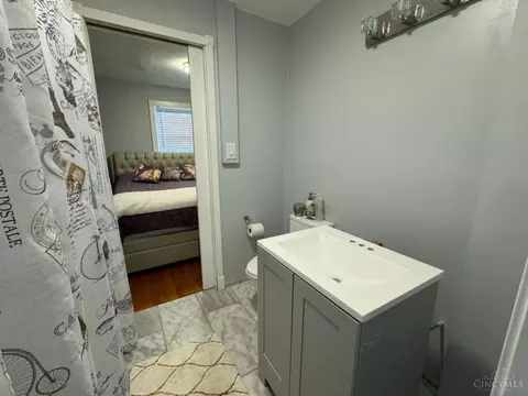 11070 Oak Ave, Blue Ash, OH 45242 photo 18