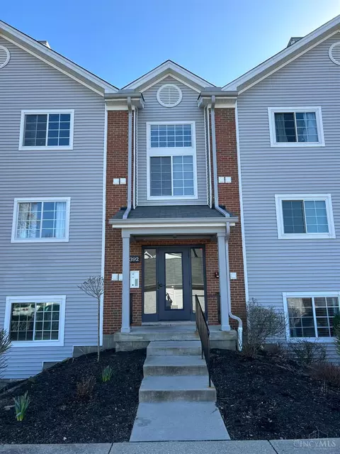 7392 Ridgepoint Dr #9, Anderson Twp, OH 45230