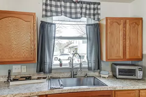 Kitchen - 214 Wright St, Blanchester, OH 45107 photo 4 of 4