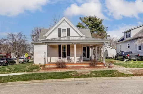 214 Wright St, Blanchester, OH 45107