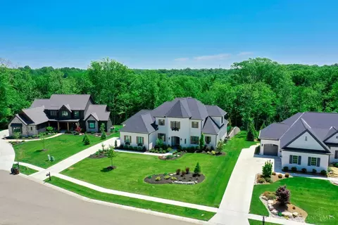 View/Area - 464 Stags Run, Cincinnati, OH 45255 photo 1 of 8