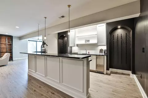 Kitchen - 464 Stags Run, Cincinnati, OH 45255 photo 6 of 8
