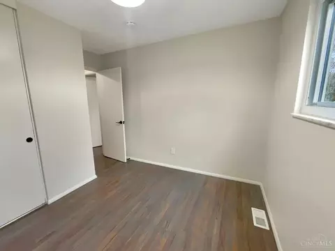 Other - 9627 Trafford Ct, Cincinnati, OH 45231 photo 5 of 11