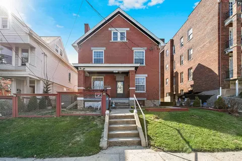1043 Beech, Cincinnati, OH 45205