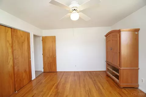 9282 Long Ln, Cincinnati, OH 45231 photo 31