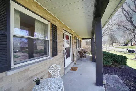 9282 Long Ln, Cincinnati, OH 45231 photo 4
