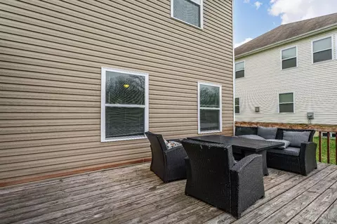 Exterior - 10143 Arnold Dr, Woodlawn, OH 45215 photo 3 of 4
