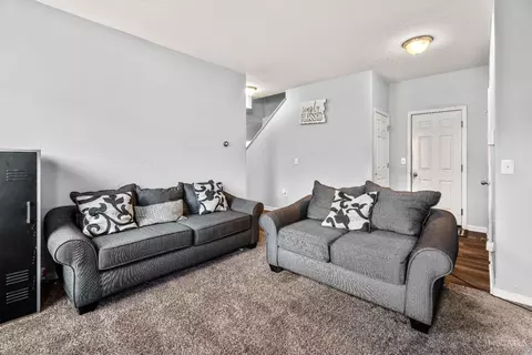 Living - 10143 Arnold Dr, Woodlawn, OH 45215 photo 3 of 3