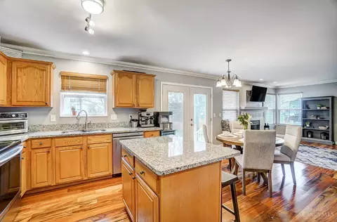 Kitchen - 6717 Spring Arbor Dr, Mason, OH 45040 photo 1 of 2