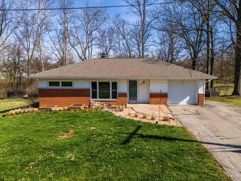 7594 Pisgah Dr, West Chester, OH 45069