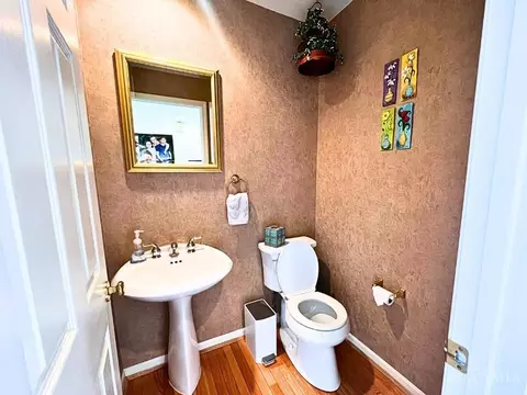 Bath - 10970 Fallstone Dr, Springdale, OH 45246 photo 1 of 4