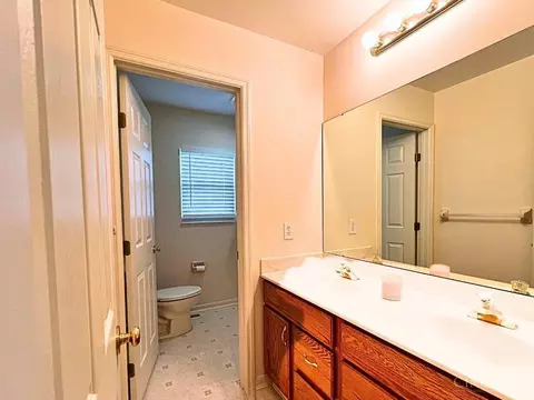 Bath - 10970 Fallstone Dr, Springdale, OH 45246 photo 4 of 4