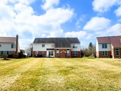 Exterior - 10970 Fallstone Dr, Springdale, OH 45246 photo 5 of 5