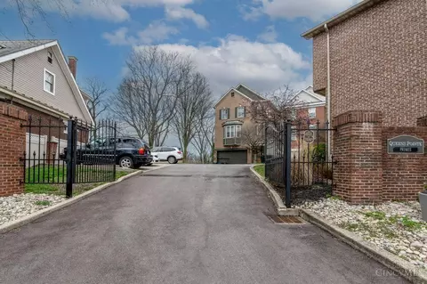 2676 Morrow Pl, Cincinnati, OH 45204 photo 7