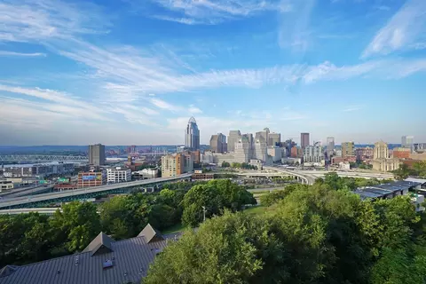 View/Area - 367 Oregon St, Cincinnati, OH 45202 photo 2 of 4