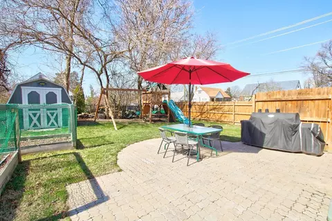 Exterior - 5015 Willnet Dr, Cincinnati, OH 45238 photo 5 of 8
