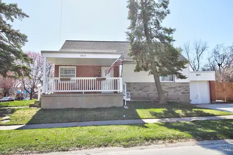 Exterior - 5015 Willnet Dr, Cincinnati, OH 45238 photo 2 of 8