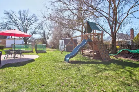 Exterior - 5015 Willnet Dr, Cincinnati, OH 45238 photo 6 of 8
