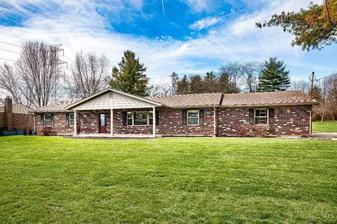 2641 Gardner Rd, Hamilton, OH 45013