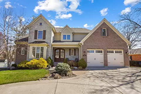 7332 Hosbrook Rd, Madeira, OH 45243