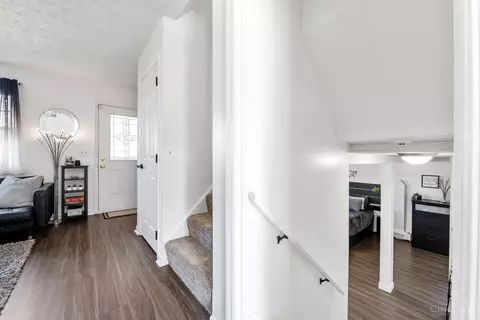 Entry Way - 1585 Forester Dr, Cincinnati, OH 45240 photo 3 of 3