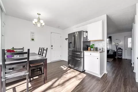 Kitchen - 1585 Forester Dr, Cincinnati, OH 45240 photo 1 of 3