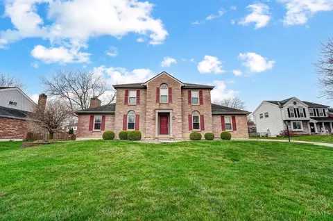 6087 Blackberry Ct, Hamilton, OH 45011