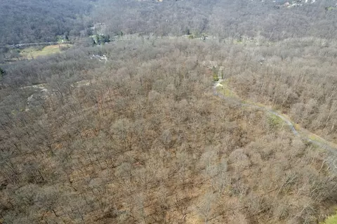566 Locust Run Rd, Pierce Twp, OH 45245