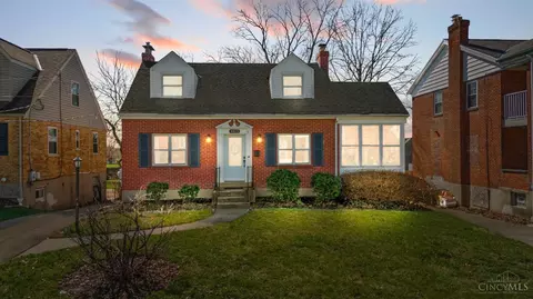 4413 Raceview Ave, Cincinnati, OH 45211