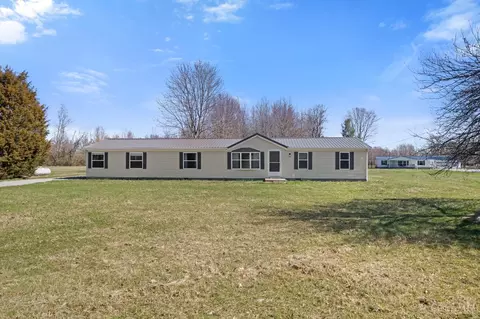 1881 Harker Waits Rd, Williamsburg, OH 45176