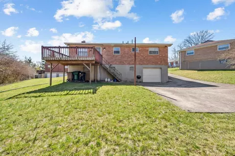 Exterior - 2872 Almester Dr, Cincinnati, OH 45211 photo 8 of 11