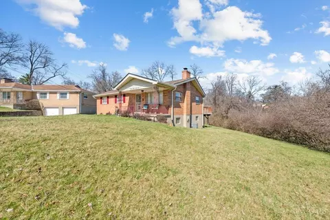 Exterior - 2872 Almester Dr, Cincinnati, OH 45211 photo 7 of 11
