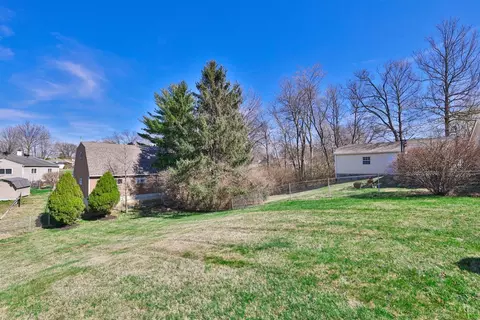 Exterior - 4092 Trebor Dr, Cincinnati, OH 45236 photo 8 of 10