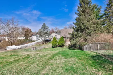 Exterior - 4092 Trebor Dr, Cincinnati, OH 45236 photo 6 of 10