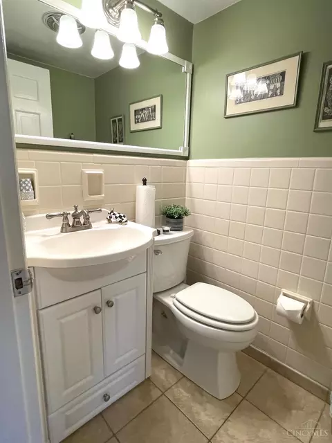 8936 Sandymar Dr, Cincinnati, OH 45242 photo 18