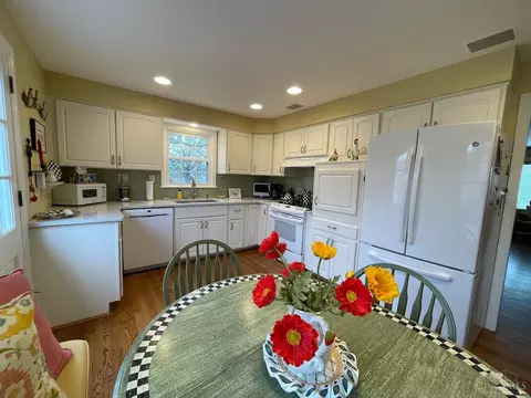 8936 Sandymar Dr, Cincinnati, OH 45242 photo 6