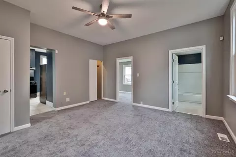 100 Voorhees St, Reading, OH 45215 photo 6