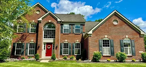 816 Doncaster Dr, Hamilton Township, OH 45039