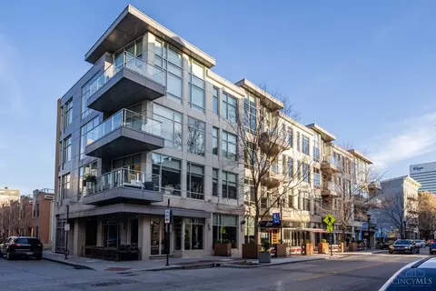 1 Mercer St #403, Cincinnati, OH 45202